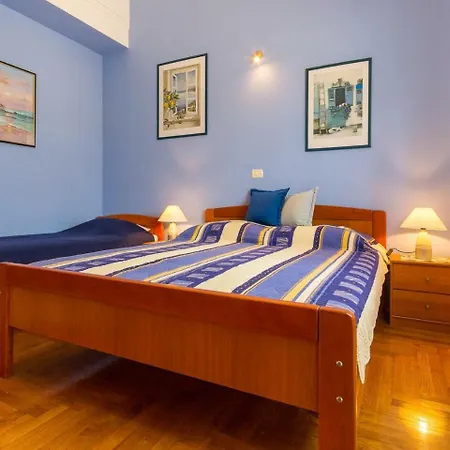 House Edel Апартаменты *